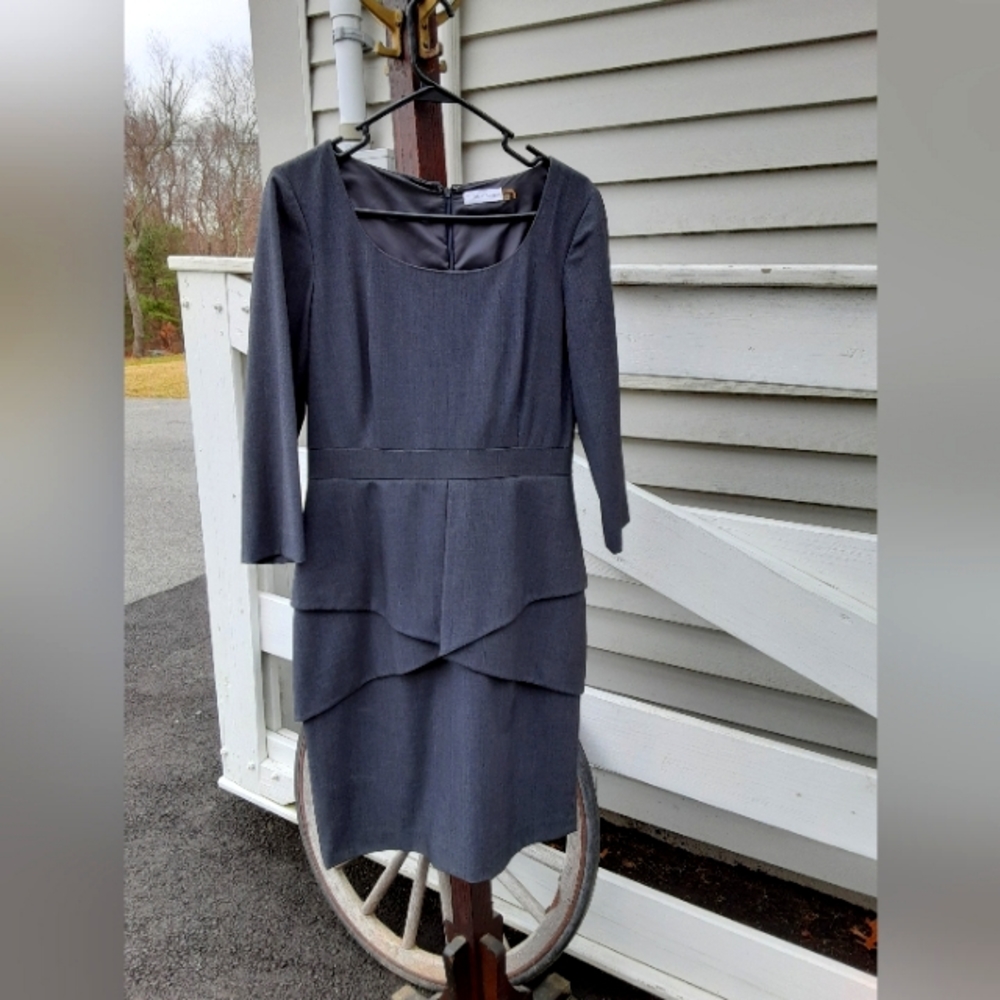 Calvin Klein size 8 lined professional /business dress.